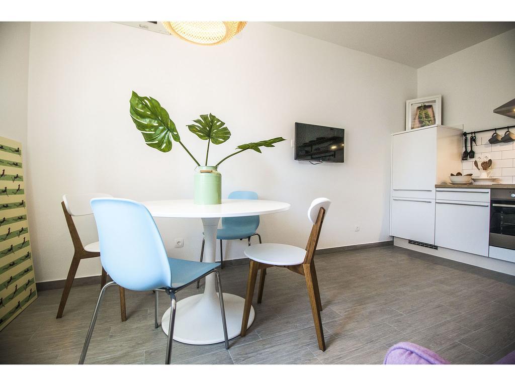 Apartment Sur La Plage Podstrana Dış mekan fotoğraf